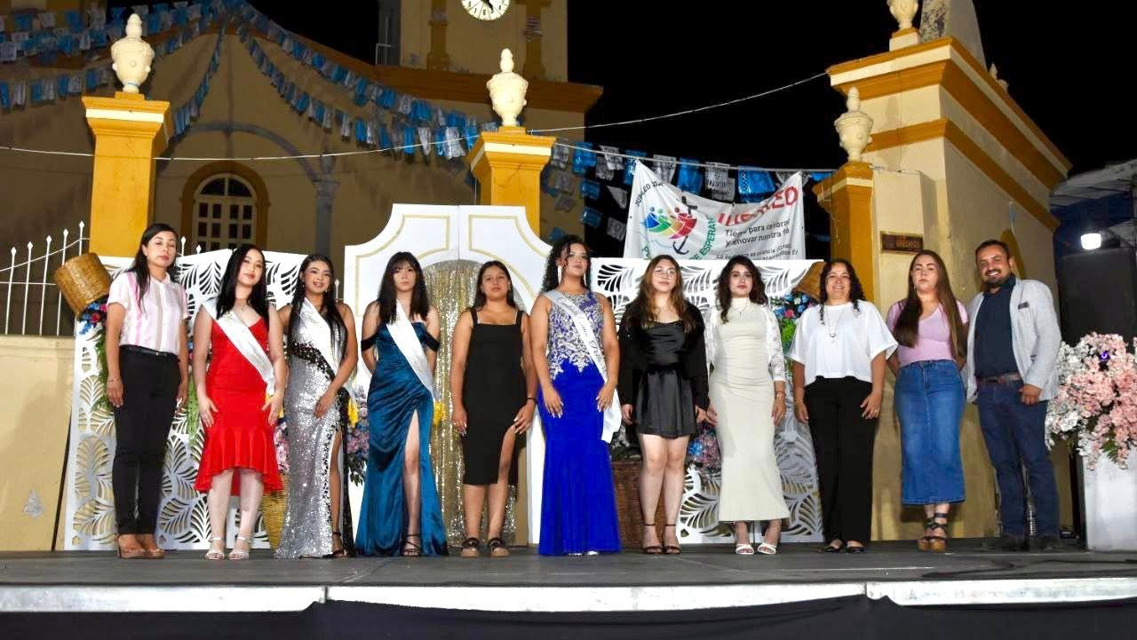 Presentación de Candidatas a Reina El Limón